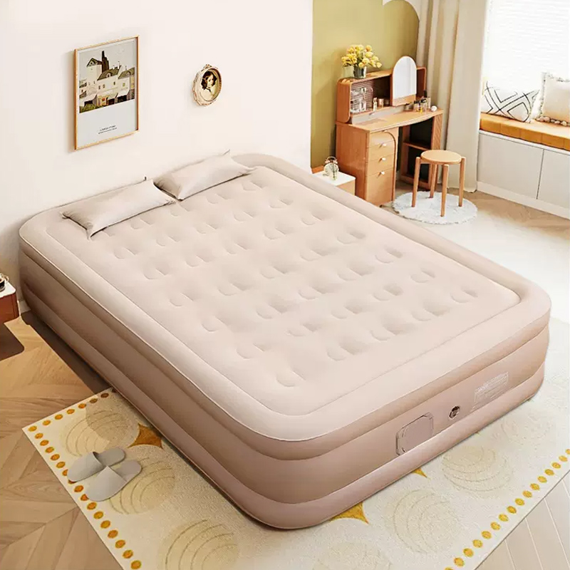 Camping Air Mattress Built In Pump - Materac dmuchany Queen z wbudowaną pompą
